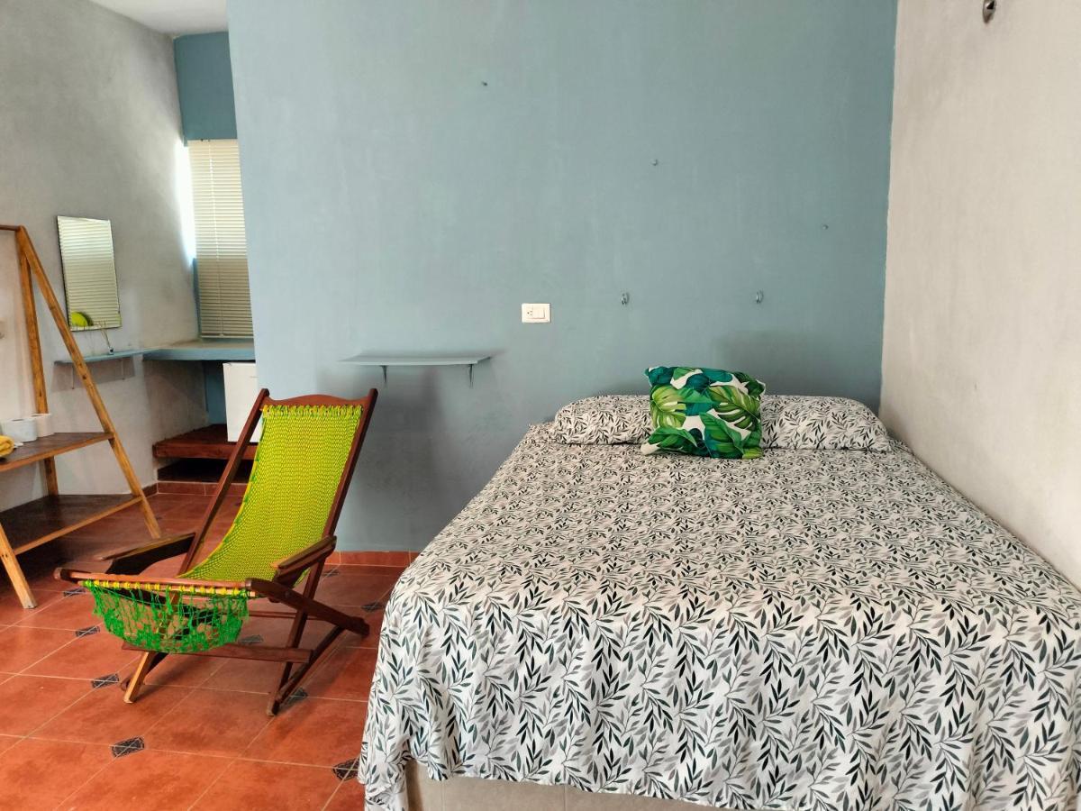 Villa Gabriela Celestun -Hotel & Restaurant Extérieur photo